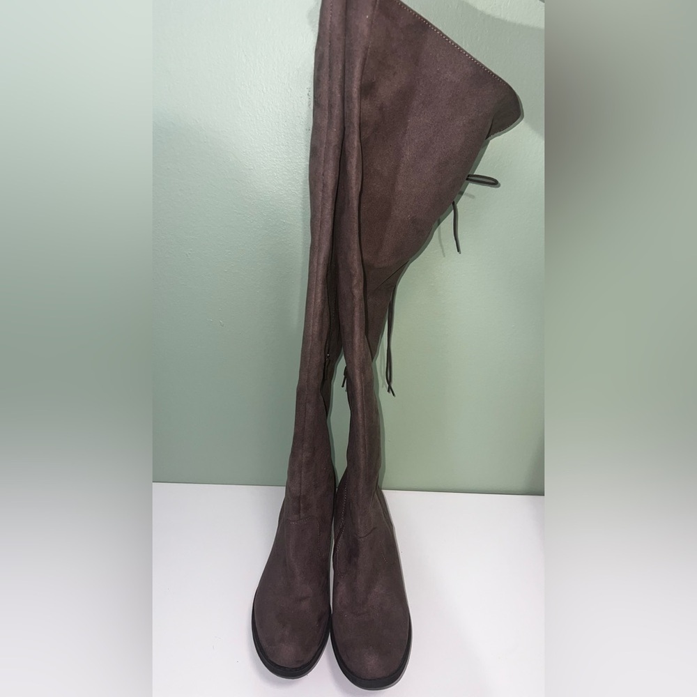 Kohl’s Jetset Grey Faux Suede Over-the-Knee Boots - Size 9.5